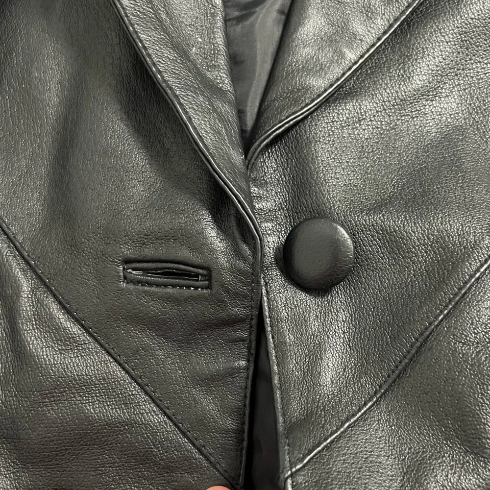 Vintage Leather Trench Coat - Picture 12 of 13